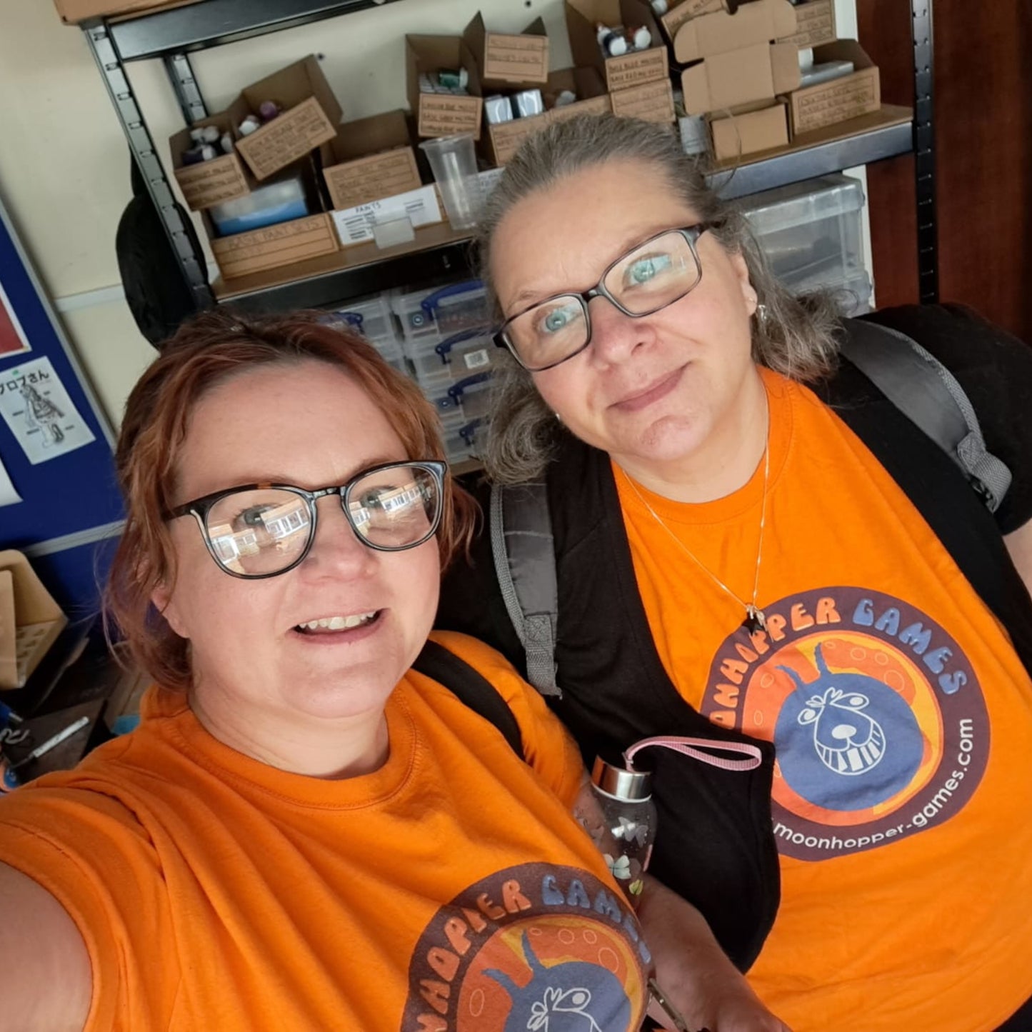 T-Shirt (Orange) (XL)