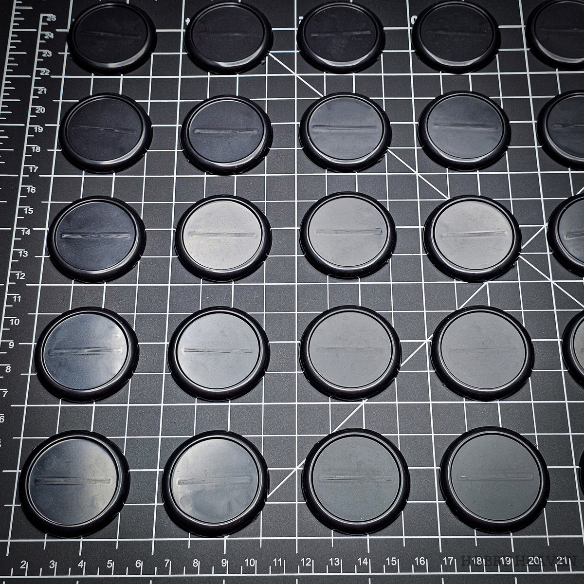 40mm Wide Lip Round Plastic Bases