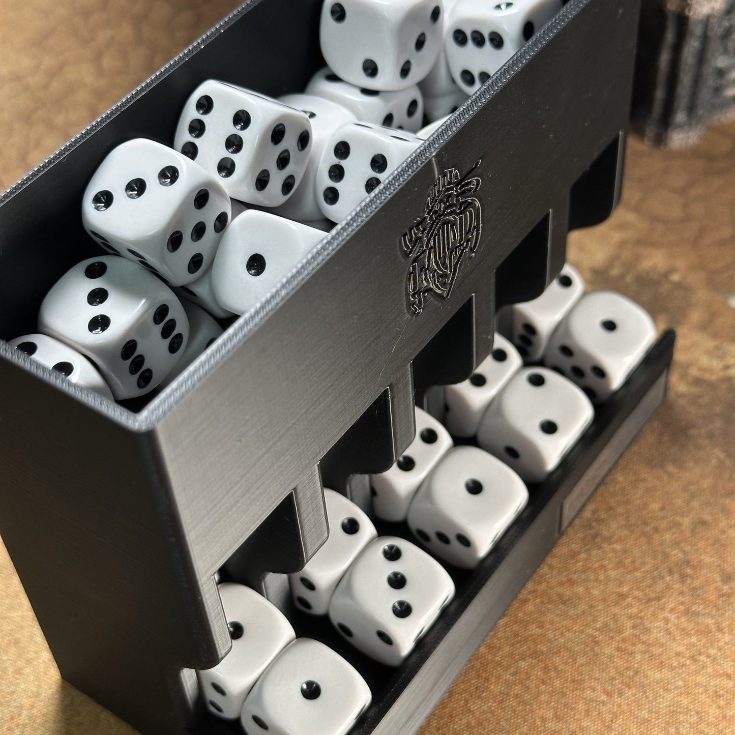 Dice dispenser