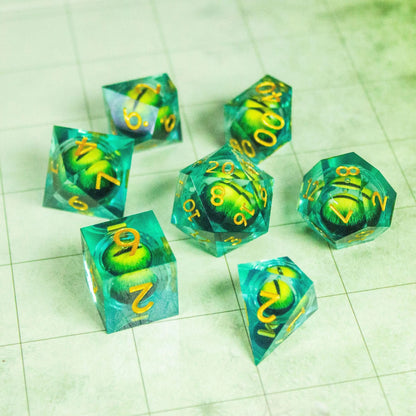 Liquid Core Green Snake Eye Dice